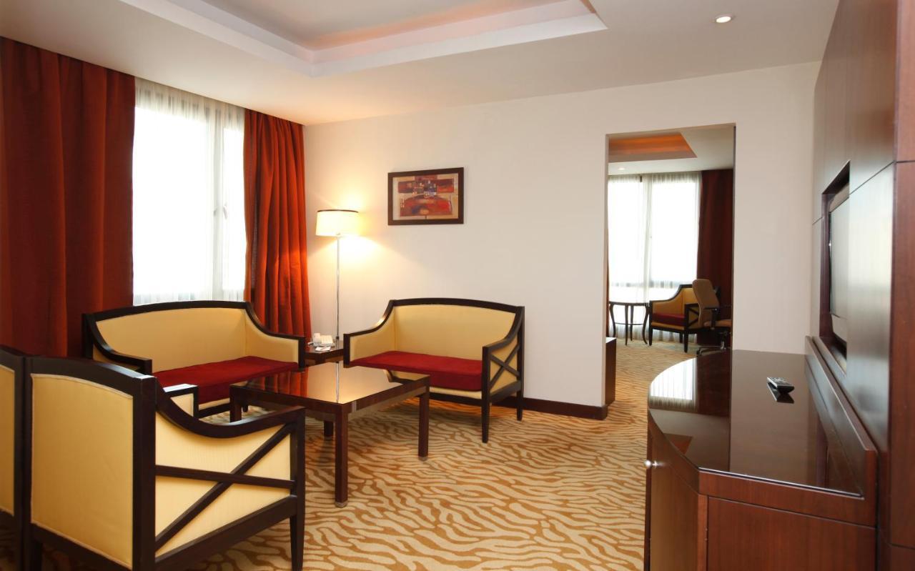 Holiday Inn Olaya By Ihg Riyadh Eksteriør billede