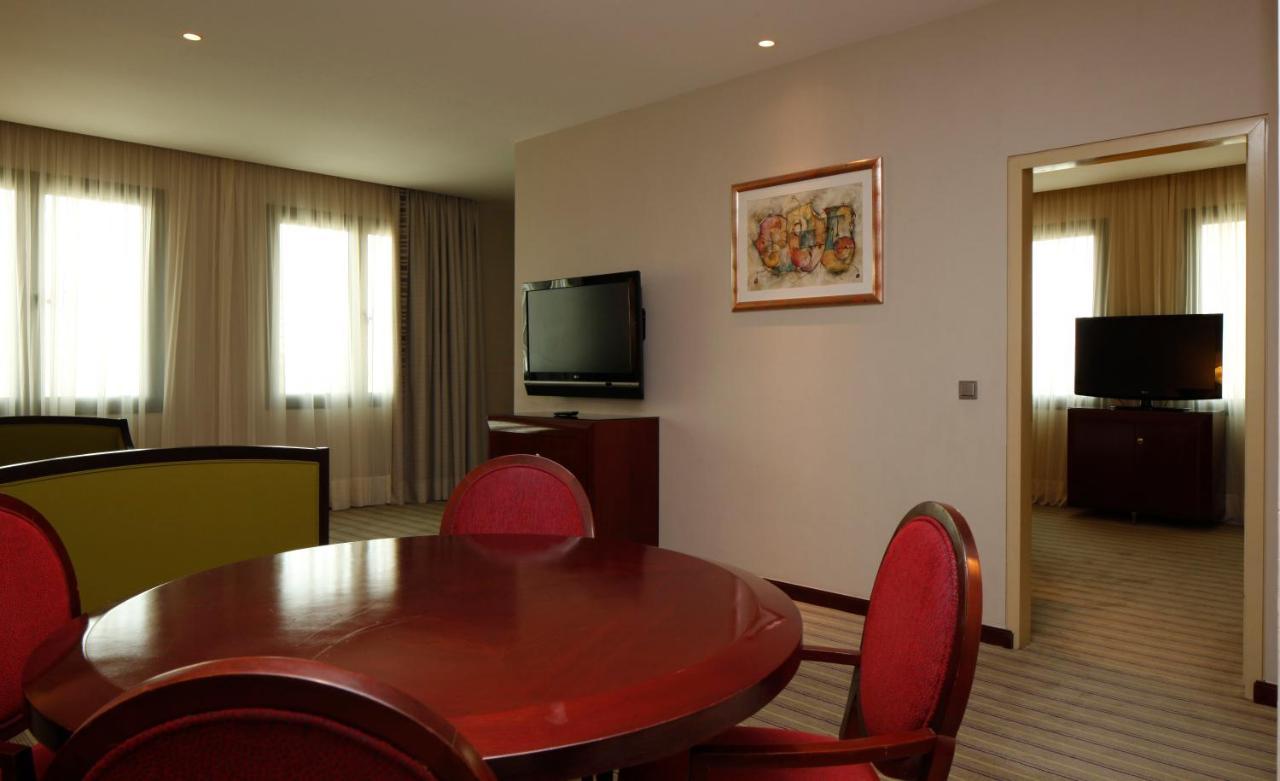 Holiday Inn Olaya By Ihg Riyadh Eksteriør billede